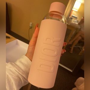 DIOR WATER BOTTLE